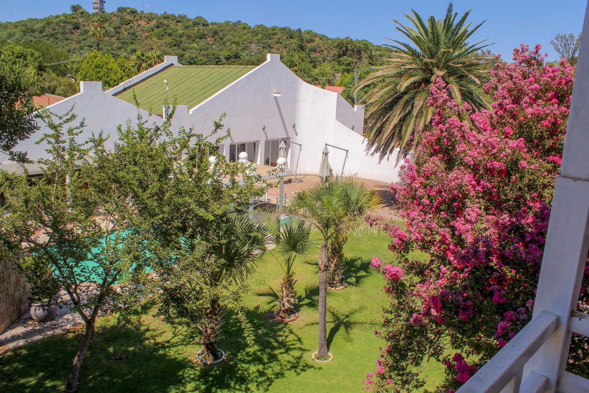 The Fountain Villa Klerksdorp Exterior photo